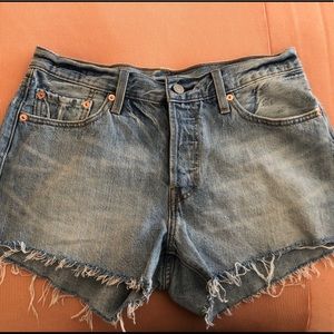 Levi’s 501 Cut Off Denim Shorts